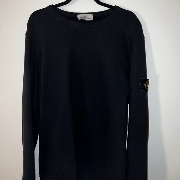 SOLD Men’s X-Large Stone Island Sweatshirt - Picture 2 of 4